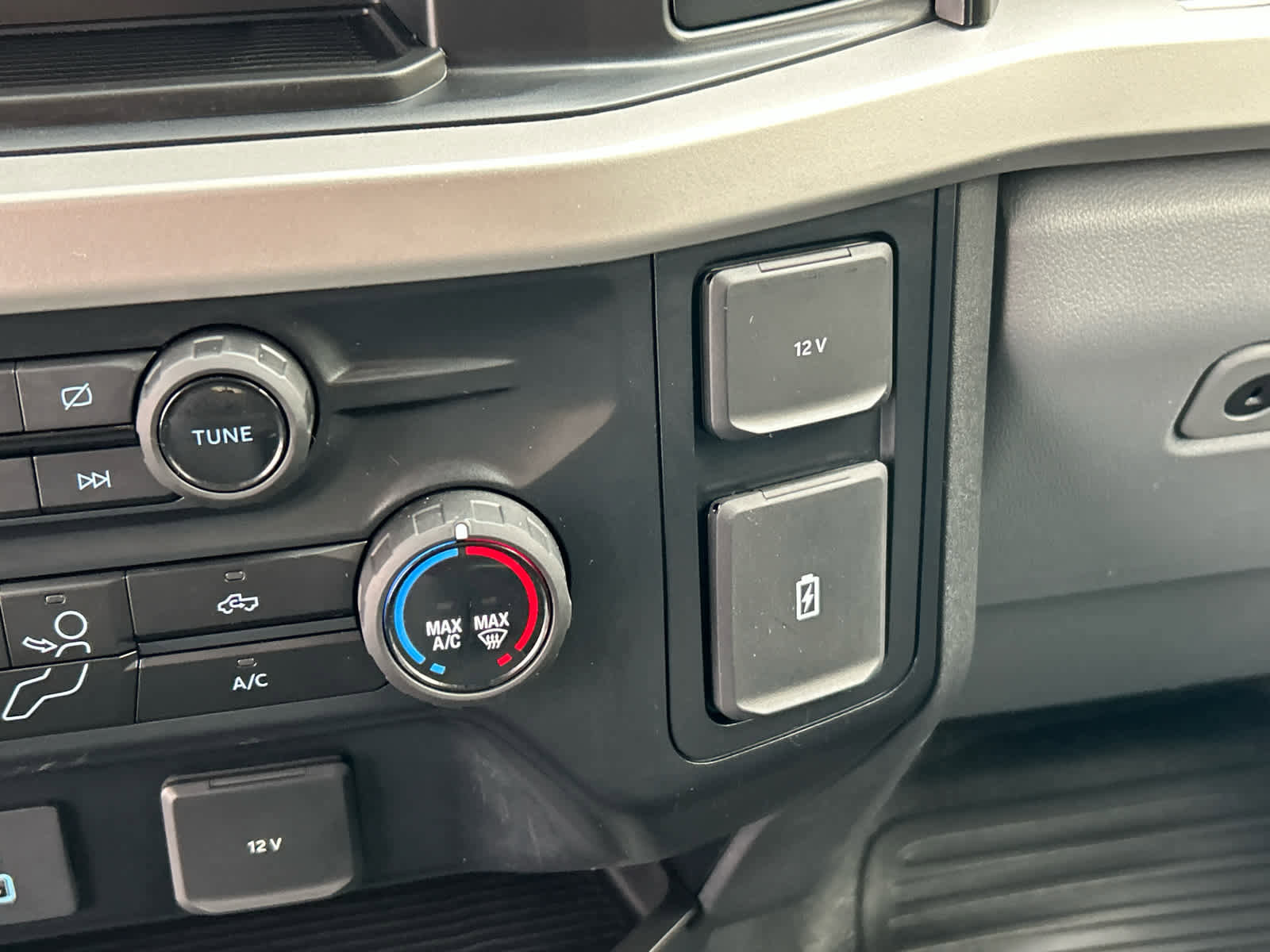 Certified 2024 Ford F250 XL image 40