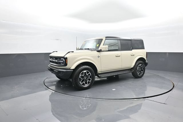 Certified 2025 Ford Bronco Outer Banks AWD/4WD image 4