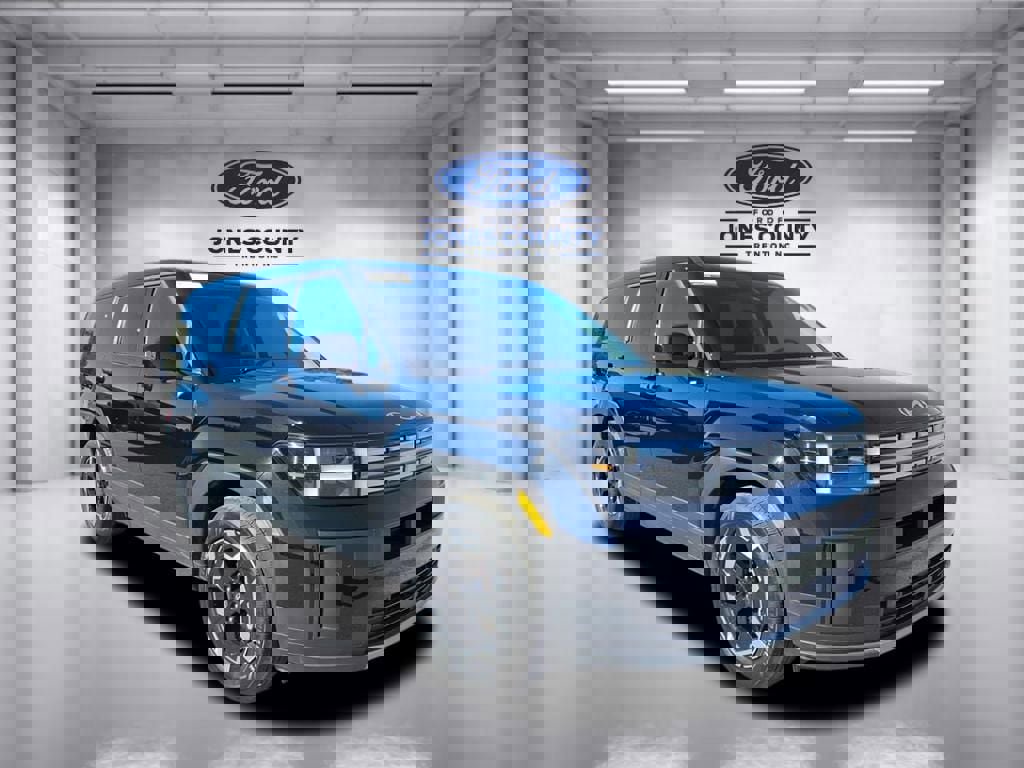 Used 2025 Hyundai Santa Fe SE