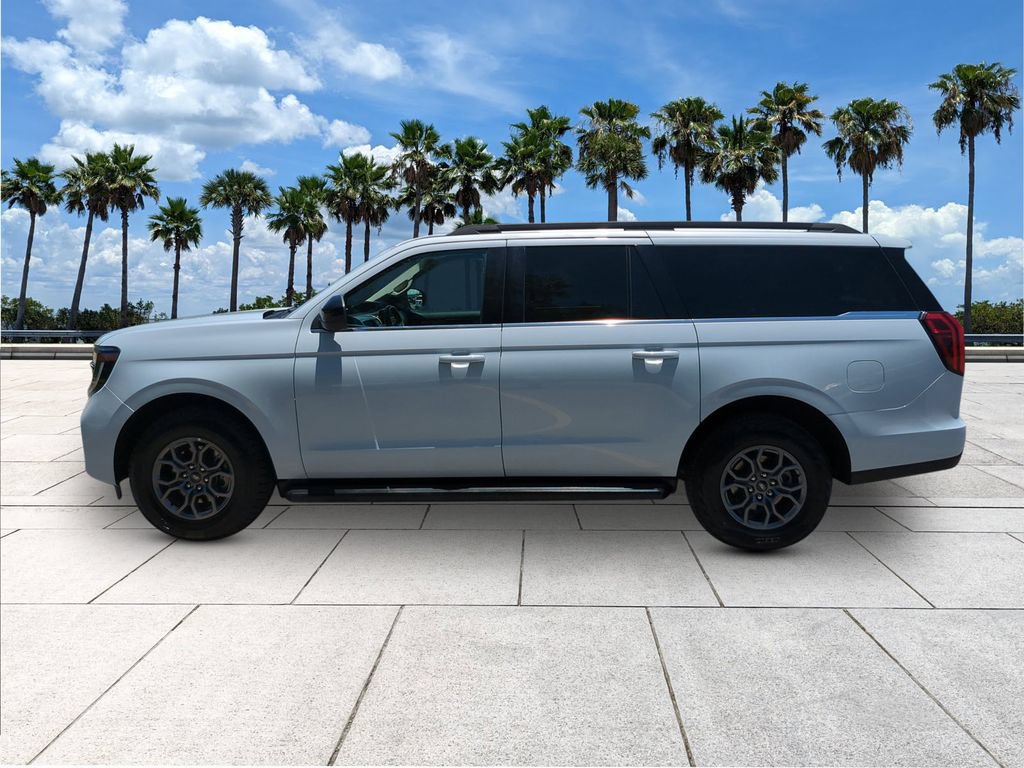 Certified 2025 Ford Expedition Max Active RWD image 4