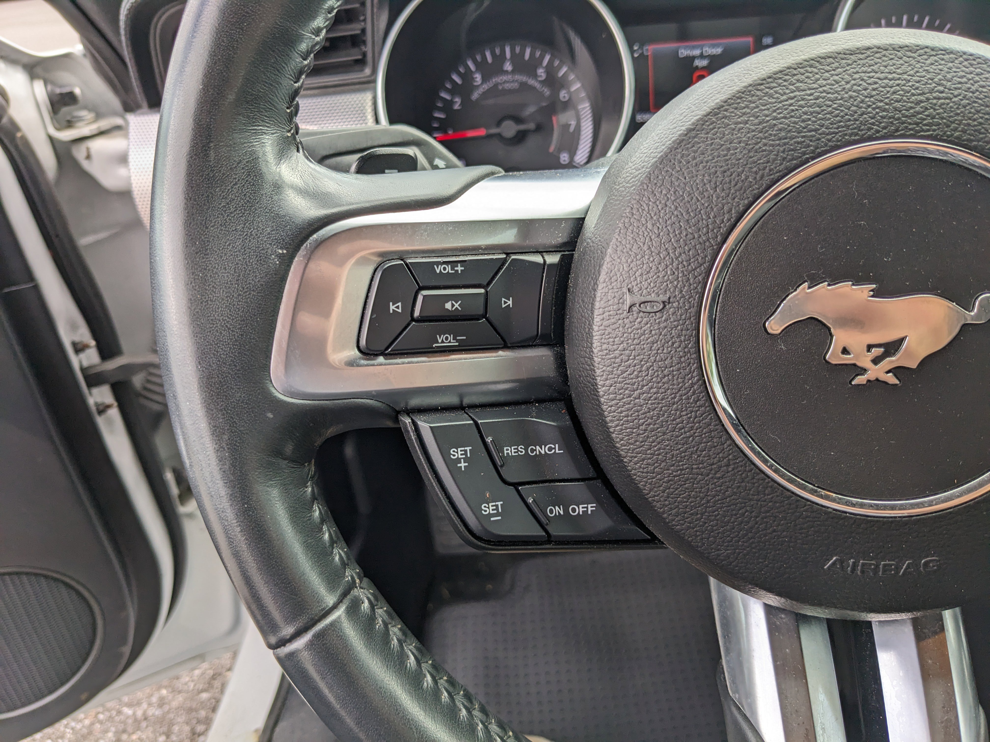 Certified 2018 Ford Mustang Convertible w/ Equipment Group 101A image 25