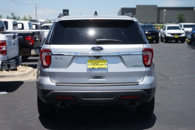 Certified 2018 Ford Explorer FWD image 7