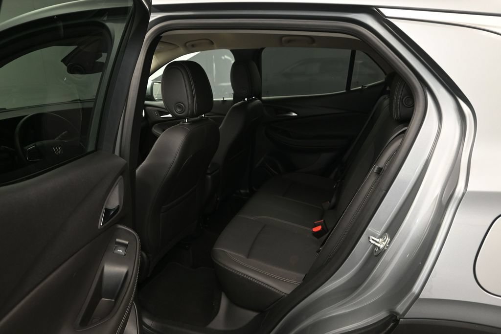 Used 2025 Buick Encore GX Preferred AWD/4WD image 21