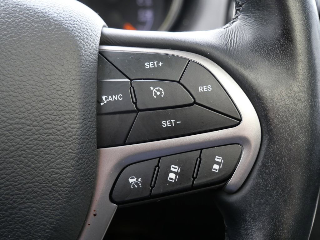 Used 2021 Jeep Grand Cherokee High Altitude AWD/4WD image 25