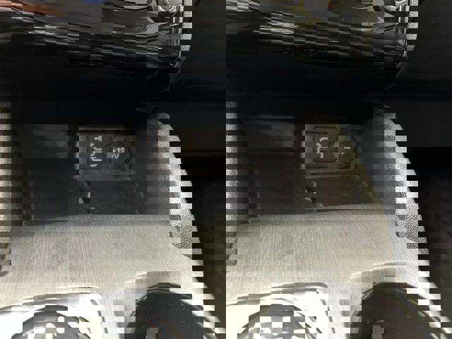 Certified 2024 Ford Escape Platinum image 31