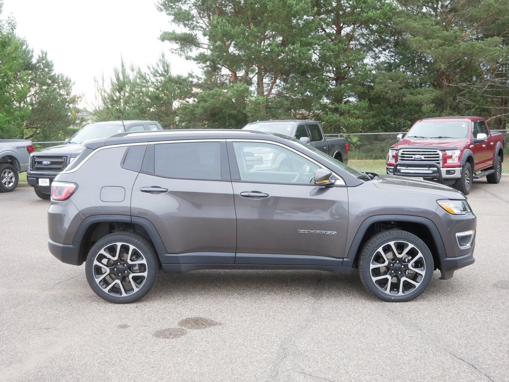 Used 2018 Jeep Compass Limited w/ Navigation Group AWD/4WD image 5