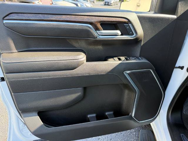 Used 2022 GMC Sierra 1500 Elevation AWD/4WD image 13