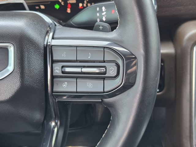 Used 2025 GMC Yukon Denali Ultimate AWD/4WD image 26