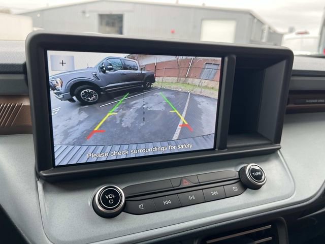 Certified 2022 Ford Maverick Lariat image 34