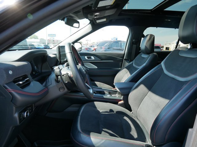Certified 2025 Ford Explorer ST AWD/4WD image 7