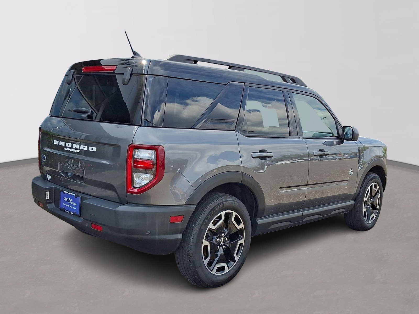 Certified 2024 Ford Bronco Sport Outer Banks w/ Tech Package AWD/4WD image 6