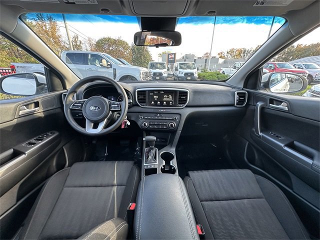 Used 2020 Kia Sportage LX image 10