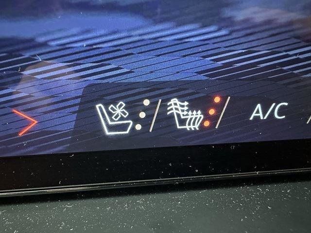 Used 2026 Chevrolet Tahoe Premier w/ Sun And Tow Package image 37