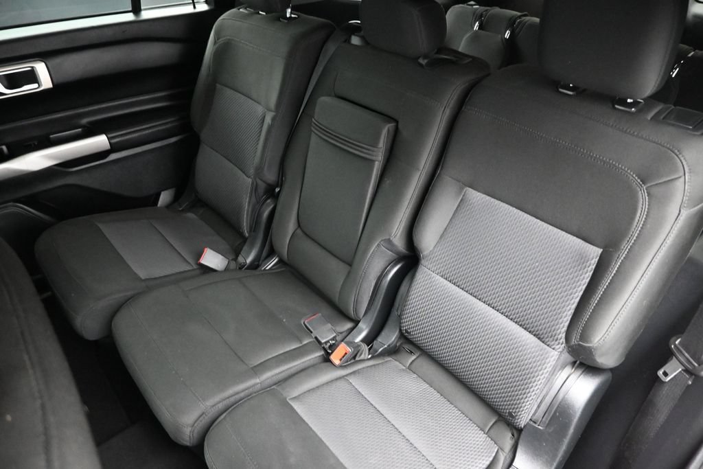 Certified 2023 Ford Explorer XLT RWD image 20