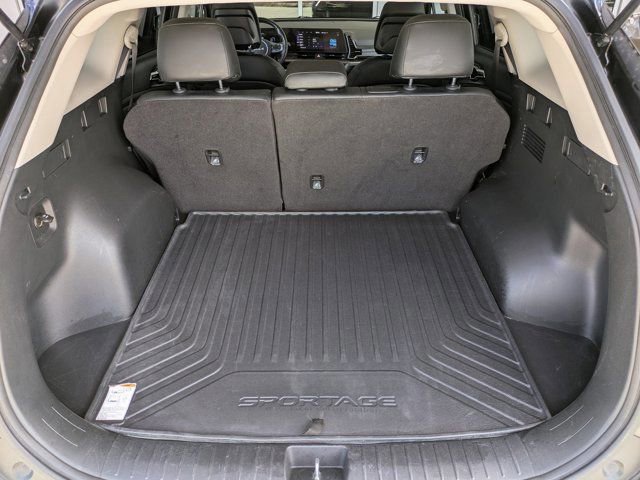 Used 2023 Kia Sportage EX image 19