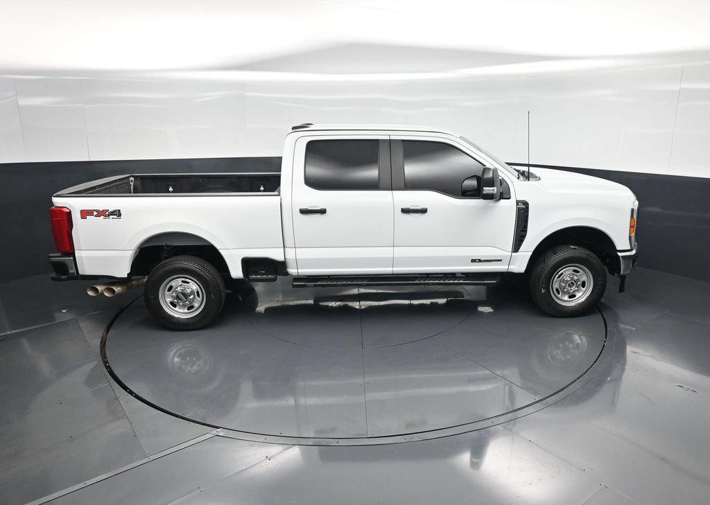 Certified 2023 Ford F250 XL w/ FX4 Off-Road Package AWD/4WD image 38