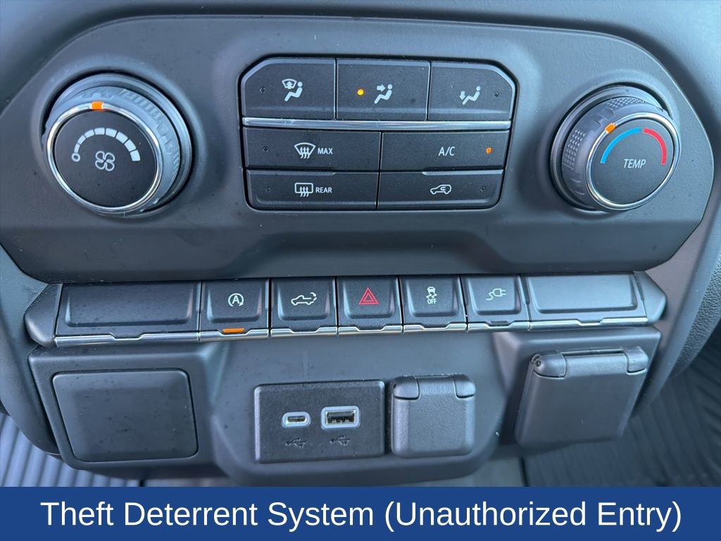 Used 2021 Chevrolet Silverado 1500 Custom image 26