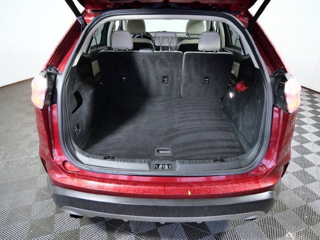 Certified 2019 Ford Edge Titanium FWD image 8
