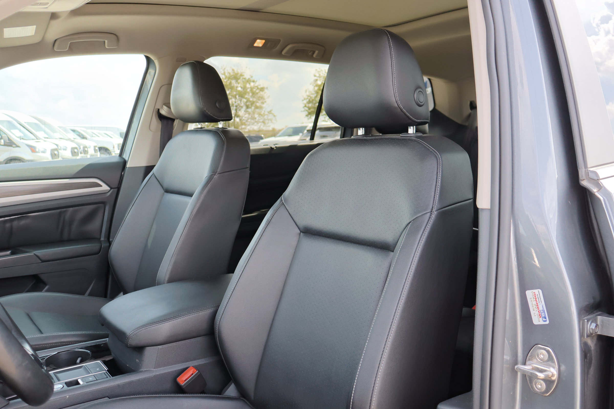 Used 2019 Volkswagen Atlas SEL R-Line image 15