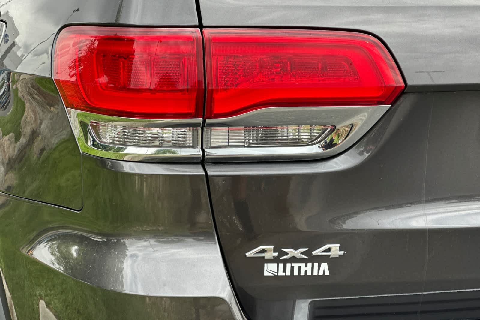 Used 2019 Jeep Grand Cherokee Limited w/ Luxury Group II AWD/4WD image 28