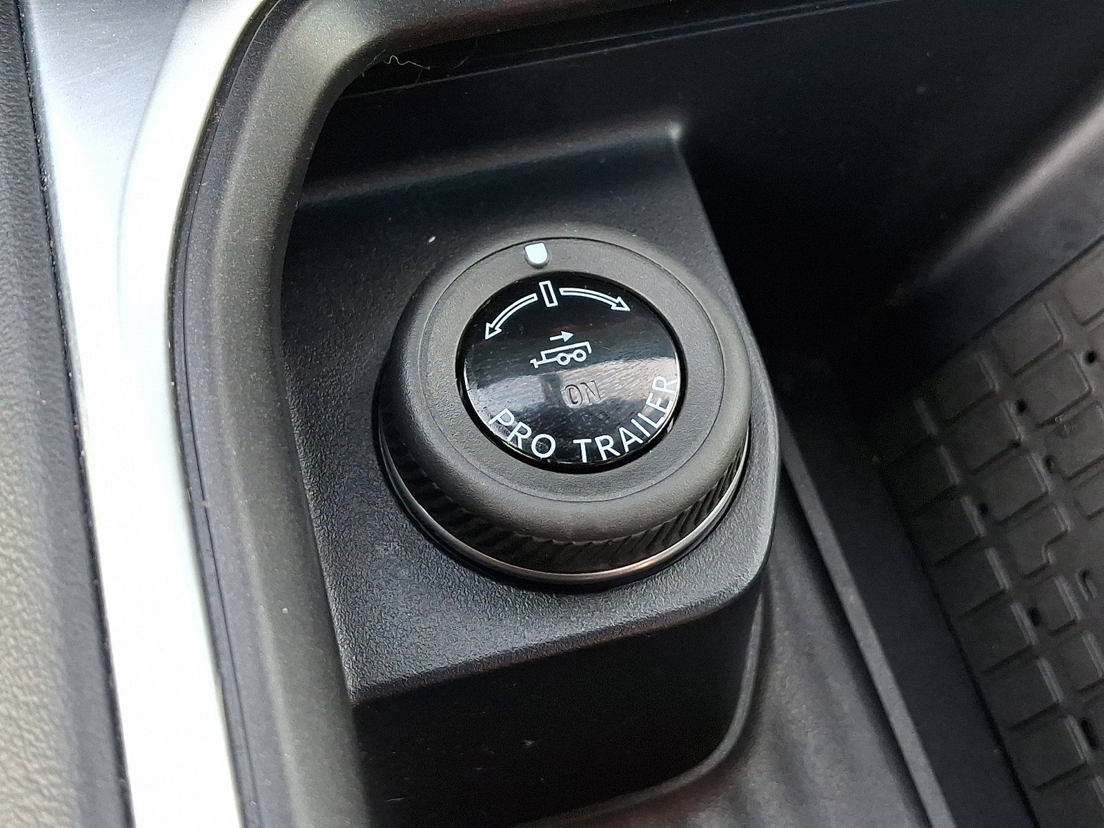 Certified 2025 Ford Expedition Max Platinum w/ Stealth Appearance Package image 26