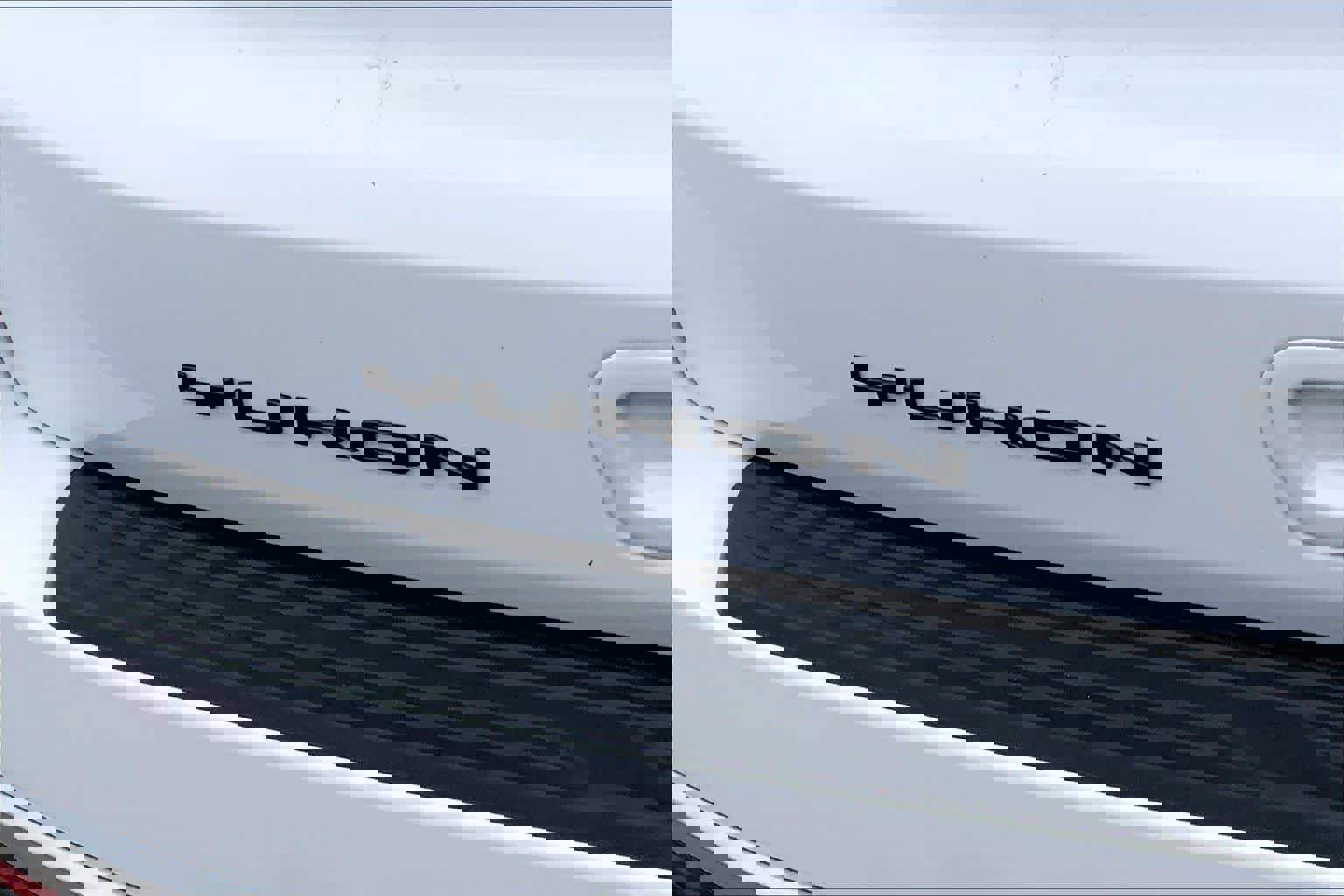 Used 2024 GMC Yukon XL Denali image 28