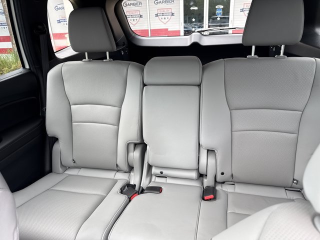 Used 2023 Honda Passport EX-L image 15