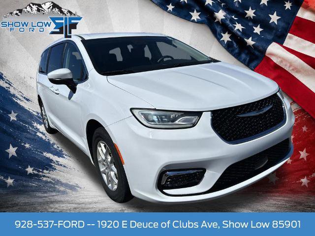 Used 2023 Chrysler Pacifica Touring-L