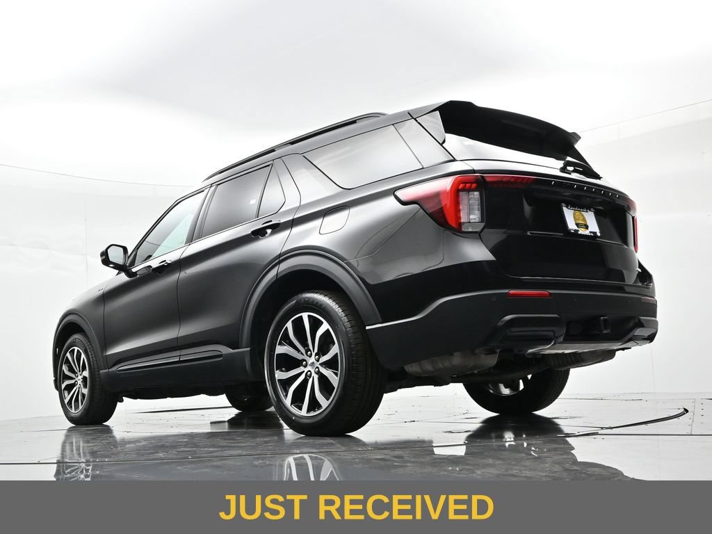 Certified 2025 Ford Explorer ST-Line AWD/4WD image 25