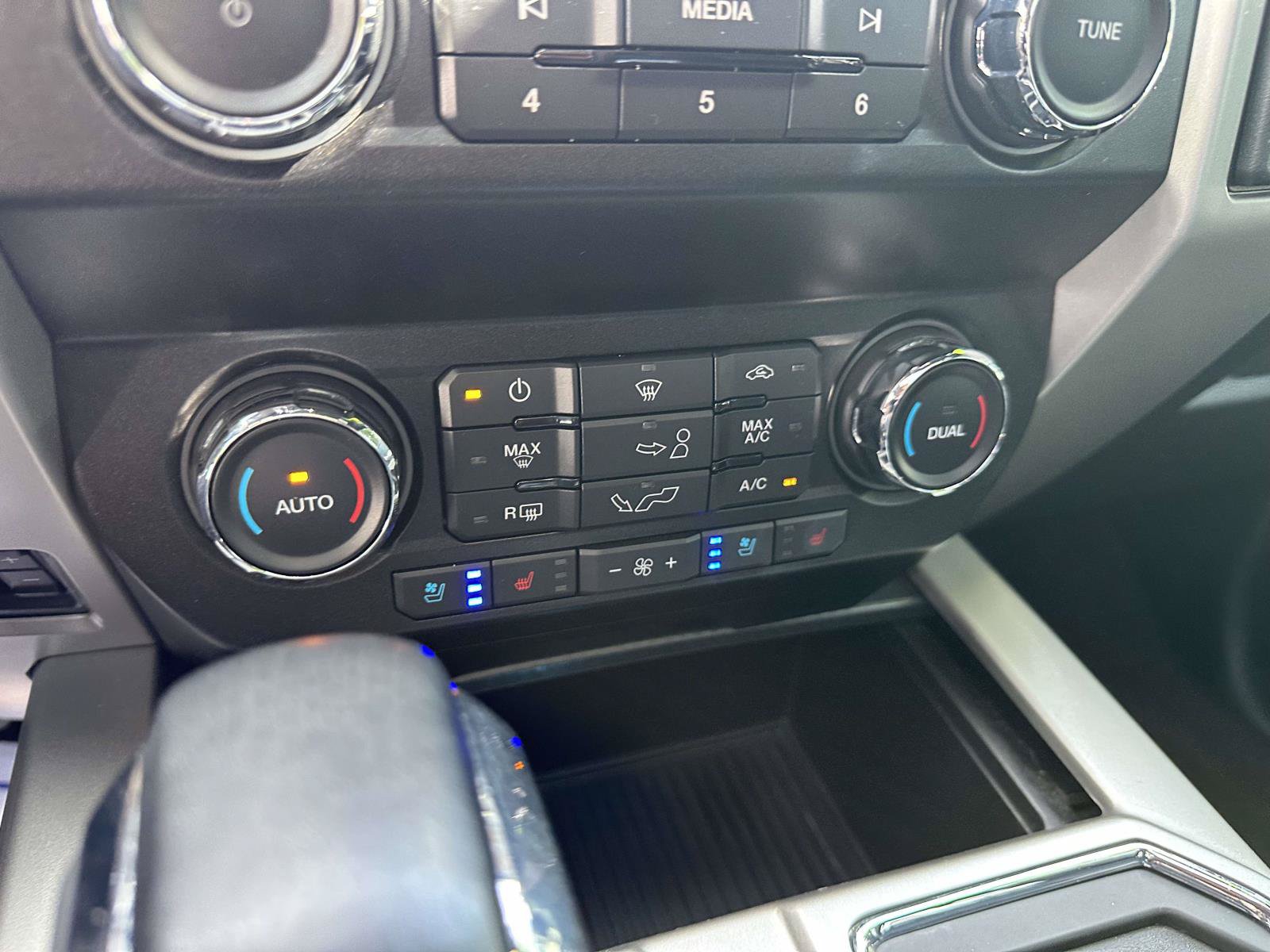 Certified 2020 Ford F150 Lariat AWD/4WD image 24