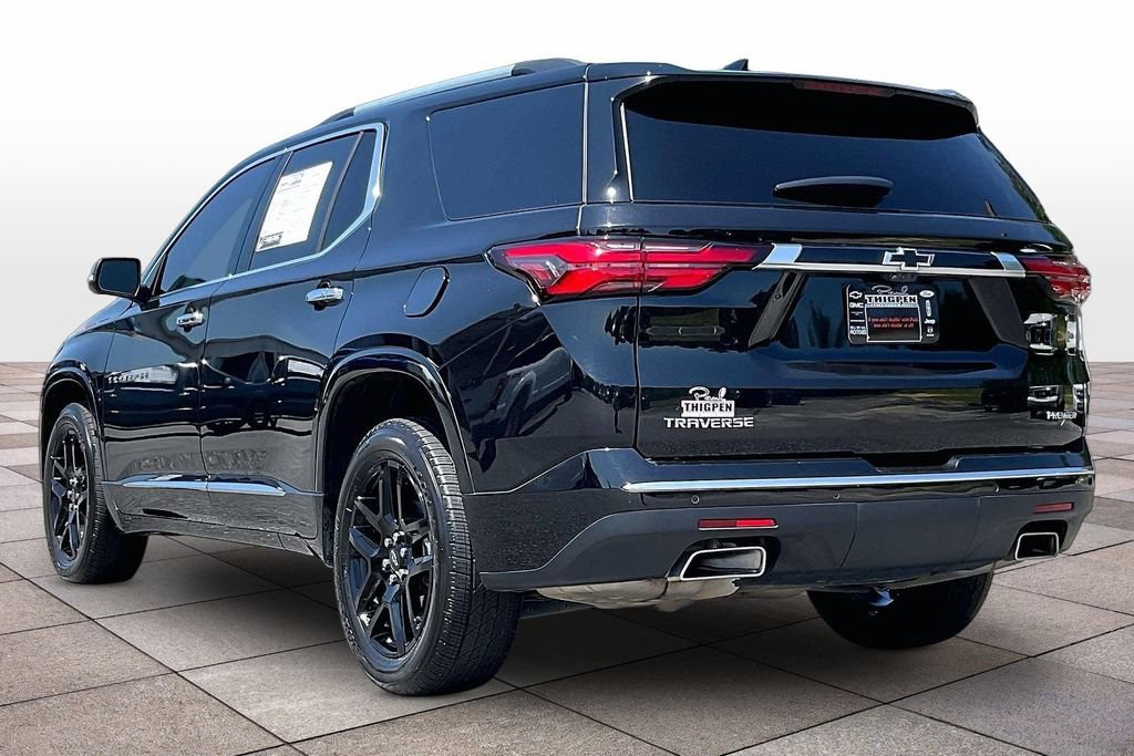 Used 2022 Chevrolet Traverse Premier w/ LPO, Floor Liner Package FWD image 2