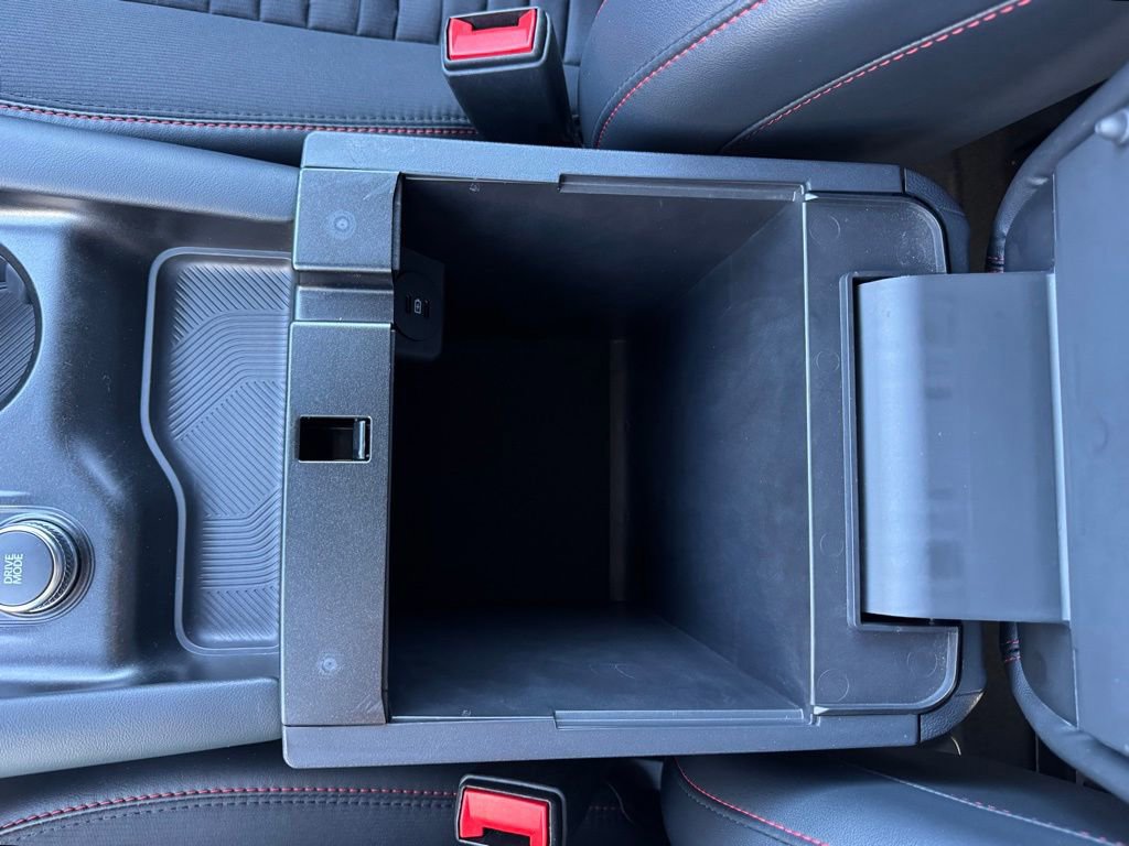 Certified 2025 Ford Explorer ST-Line image 26