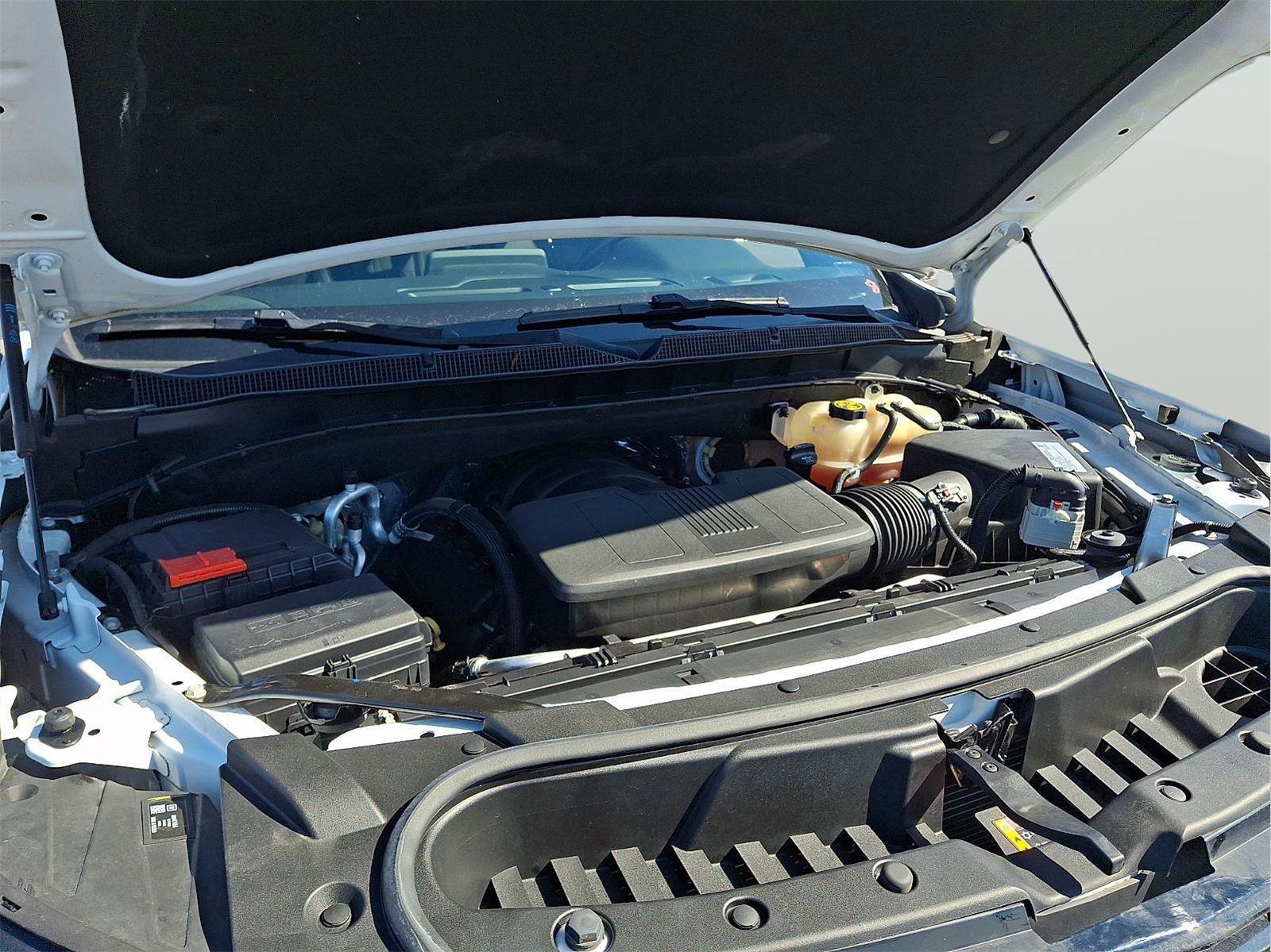 Used 2021 Chevrolet Tahoe RST w/ Luxury Package image 28