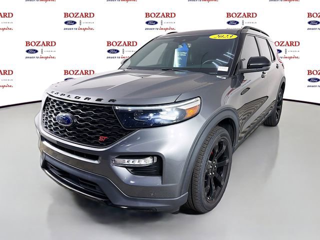 Certified 2023 Ford Explorer ST w/ Equipment Group 401A AWD/4WD image 4