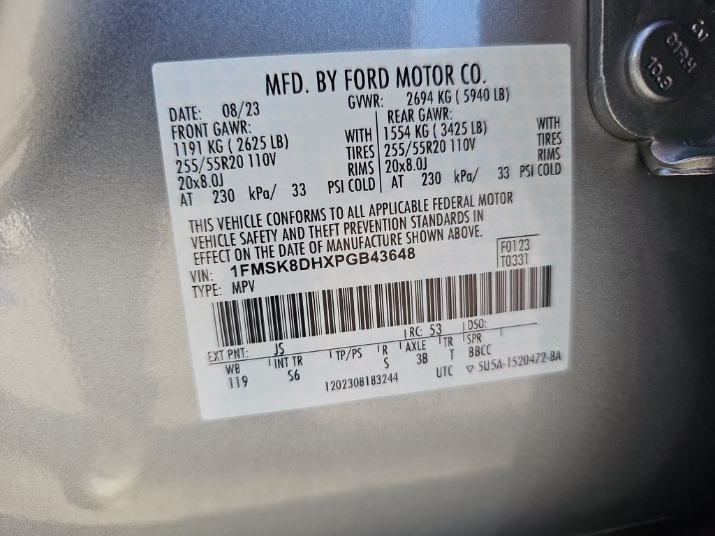 Certified 2023 Ford Explorer XLT w/ Equipment Group 202A AWD/4WD image 35