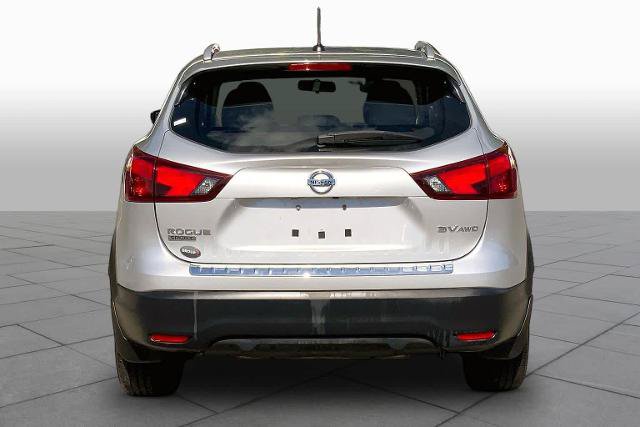 Used 2018 Nissan Rogue Sport SV w/ SV All-Weather Package AWD/4WD image 5