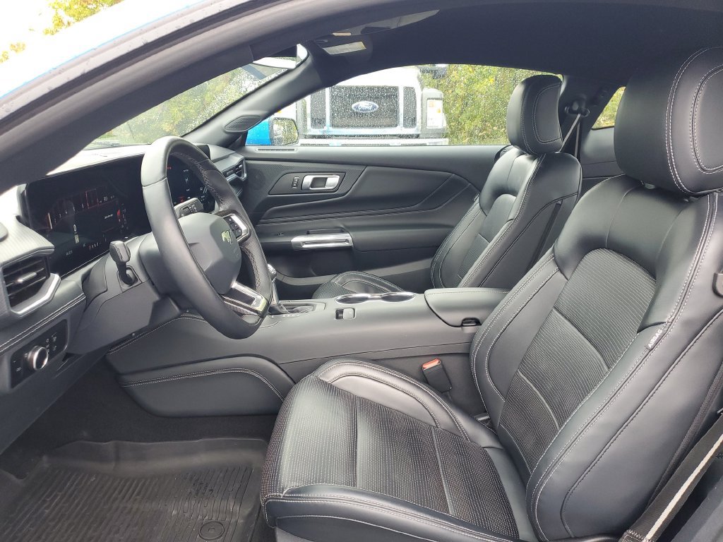 Certified 2024 Ford Mustang Premium RWD image 8