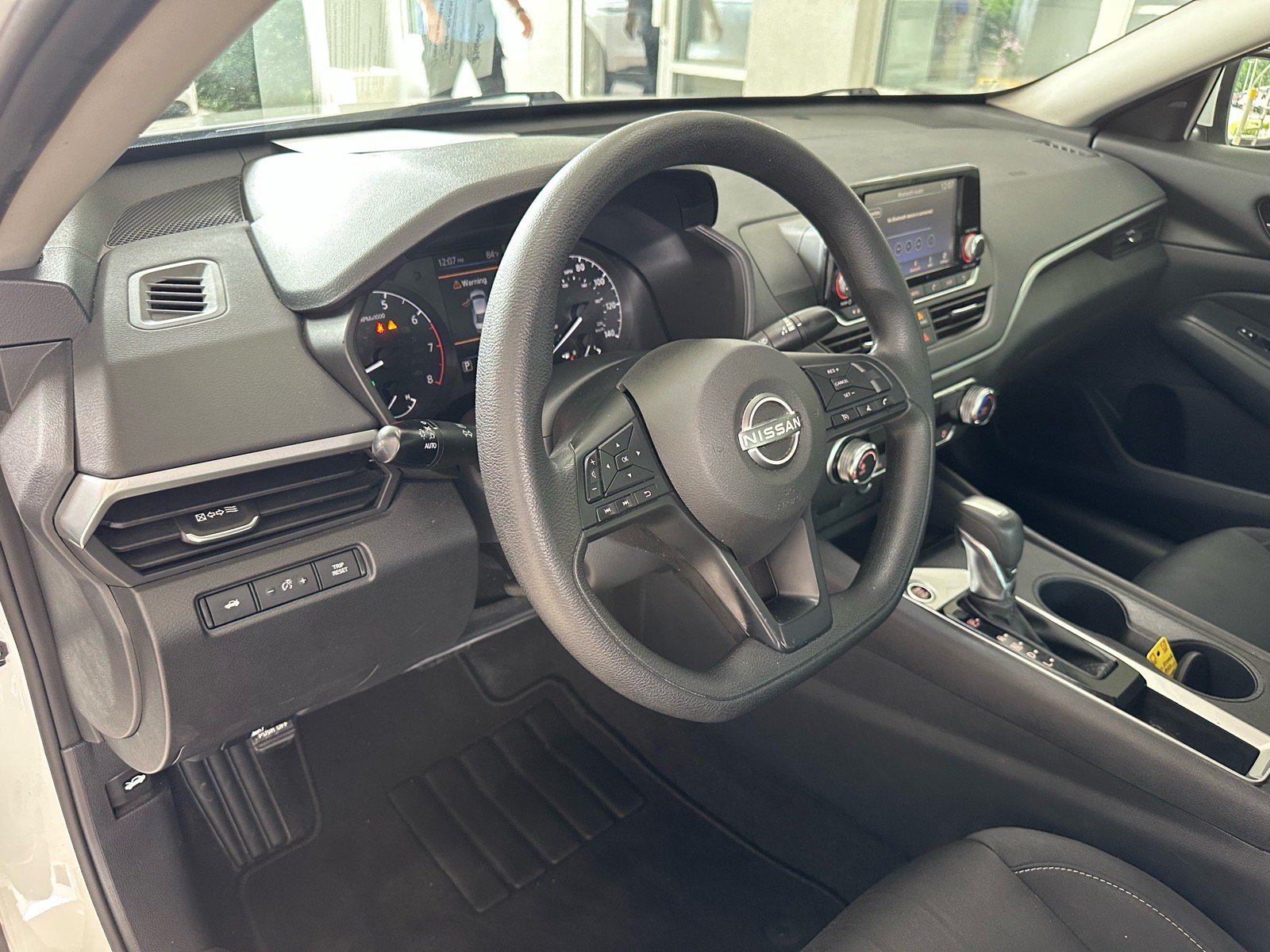Used 2023 Nissan Altima 2.5 S FWD image 17