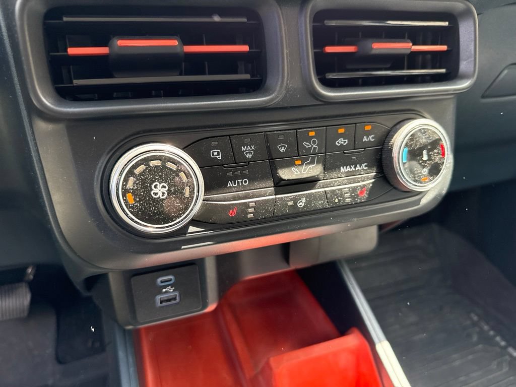 Certified 2024 Ford Maverick XLT w/ XLT Luxury Package AWD/4WD image 18