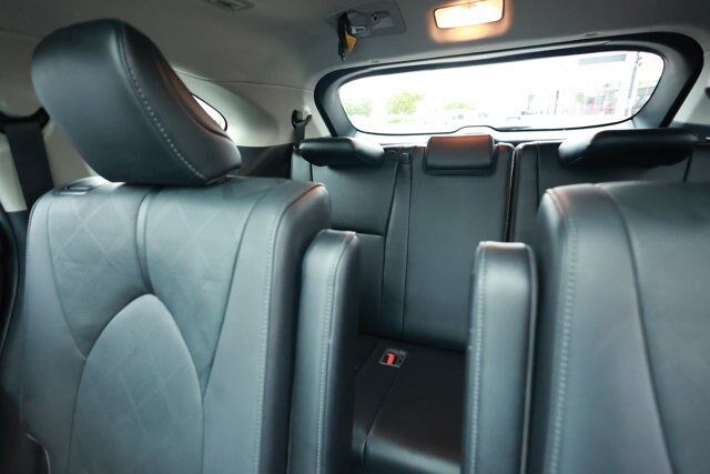 Used 2021 Toyota Highlander Platinum AWD/4WD image 11