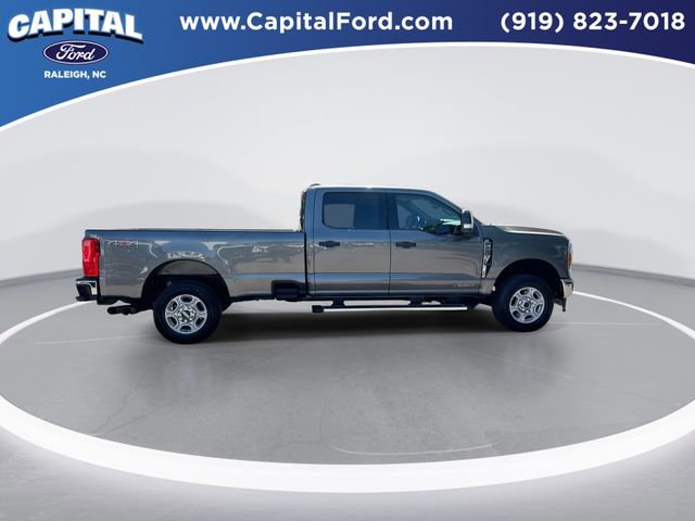 Certified 2025 Ford F250 XLT AWD/4WD image 9