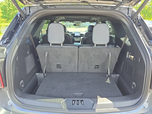 Certified 2024 Ford Explorer ST-Line w/ Class IV Trailer Tow Package AWD/4WD image 8