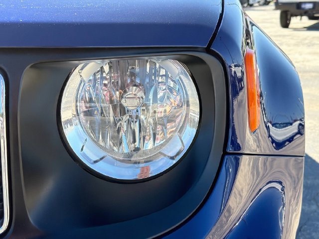Used 2019 Jeep Renegade Sport FWD image 9