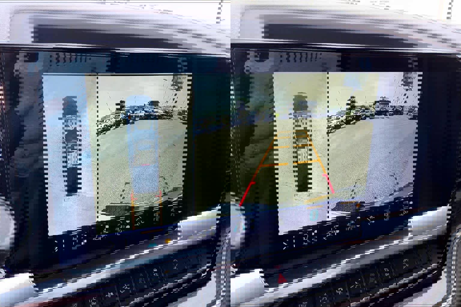 Used 2025 Chevrolet Silverado 2500 LTZ w/ LTZ Premium Package image 26