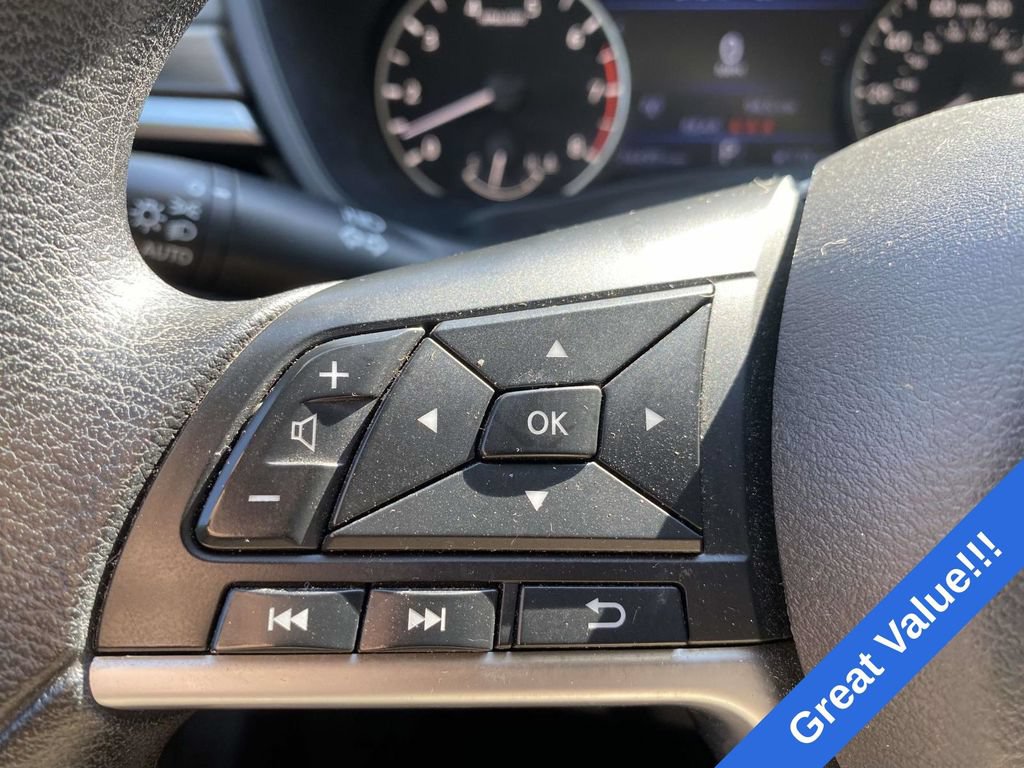 Used 2023 Nissan Altima 2.5 SV FWD image 19