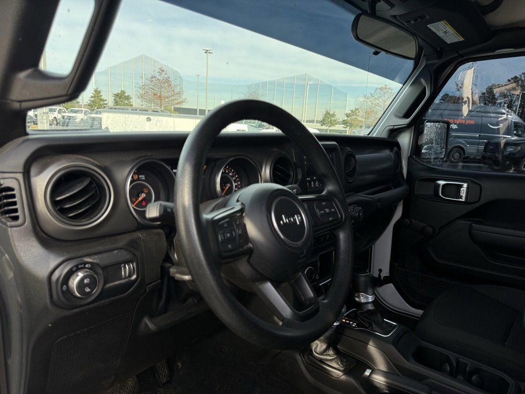 Used 2023 Jeep Gladiator Sport w/ Trailer Tow Package image 10