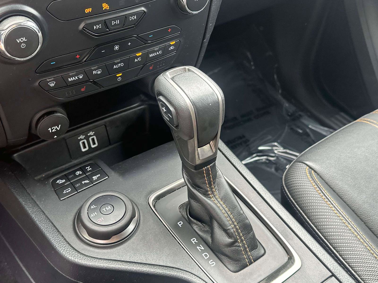 Certified 2022 Ford Ranger Lariat w/ Equipment Group 501A High image 31