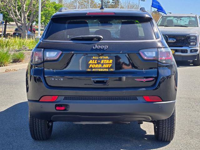 Used 2022 Jeep Compass Trailhawk w/ Trailhawk Elite Group image 4