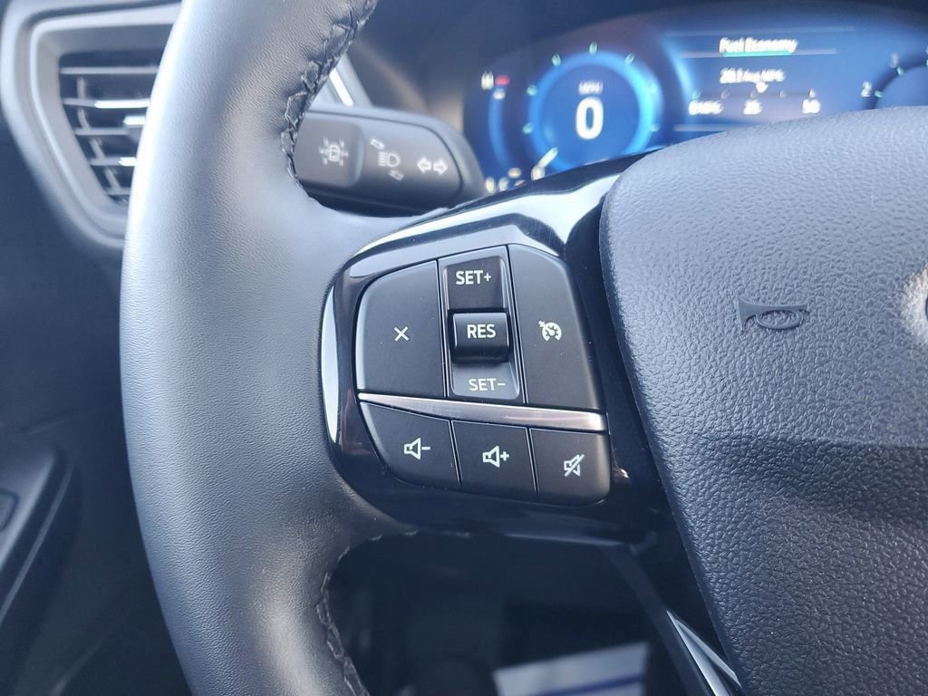 Certified 2021 Ford Escape SEL w/ Technology Package image 19