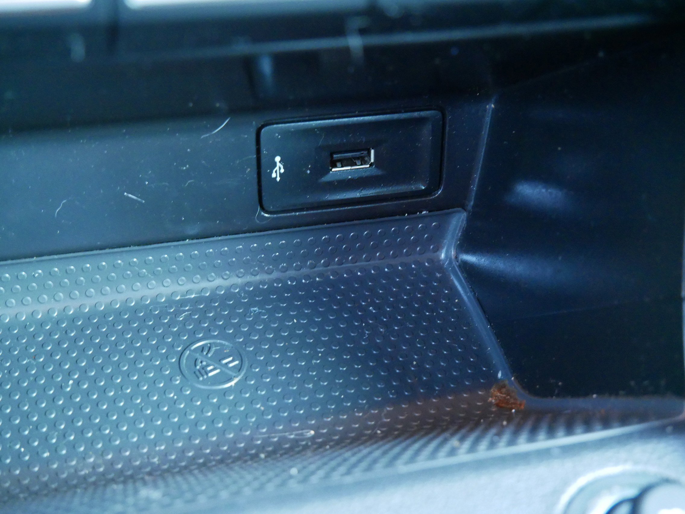 Used 2019 Volkswagen Beetle 2.0T Final Edition SEL image 31